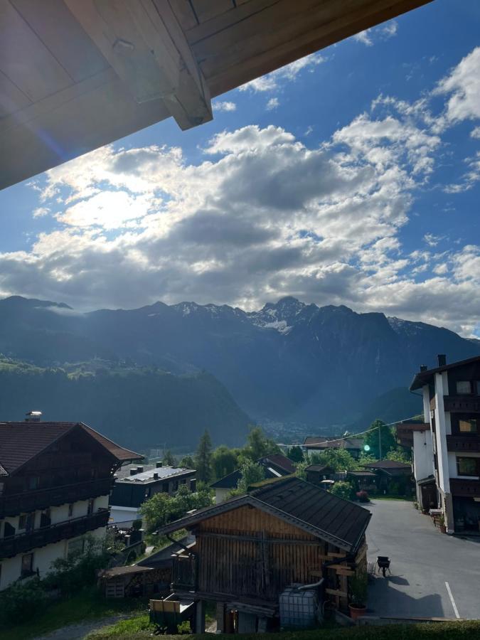 Apart Schoene Aussicht Sautens Exterior photo